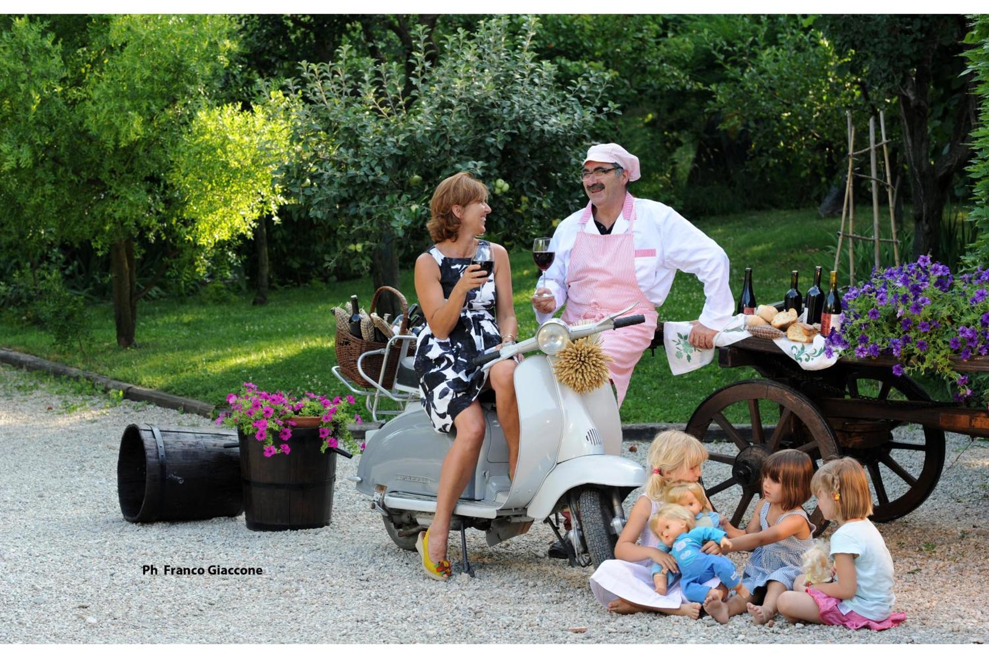 Agriturismo Il Gioco Dell'Oca Barolo Luaran gambar